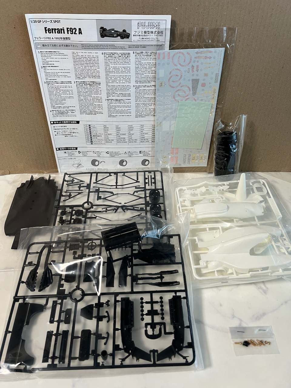 Fujimi 1/20 Ferrari F92A 1992 F-1GP Plastic Model Kit