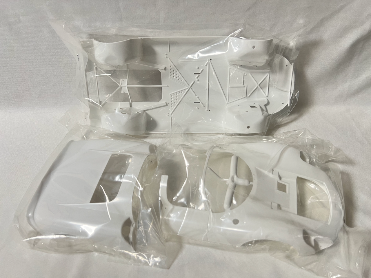 Tamiya 1/12 PORSCHE 910 CARRERA 10 Big Scale Series Plastic Model Kit